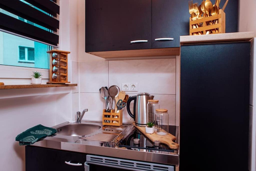 Green & Modern - City - Netflix - Wifi - 2 Person إسن المظهر الخارجي الصورة